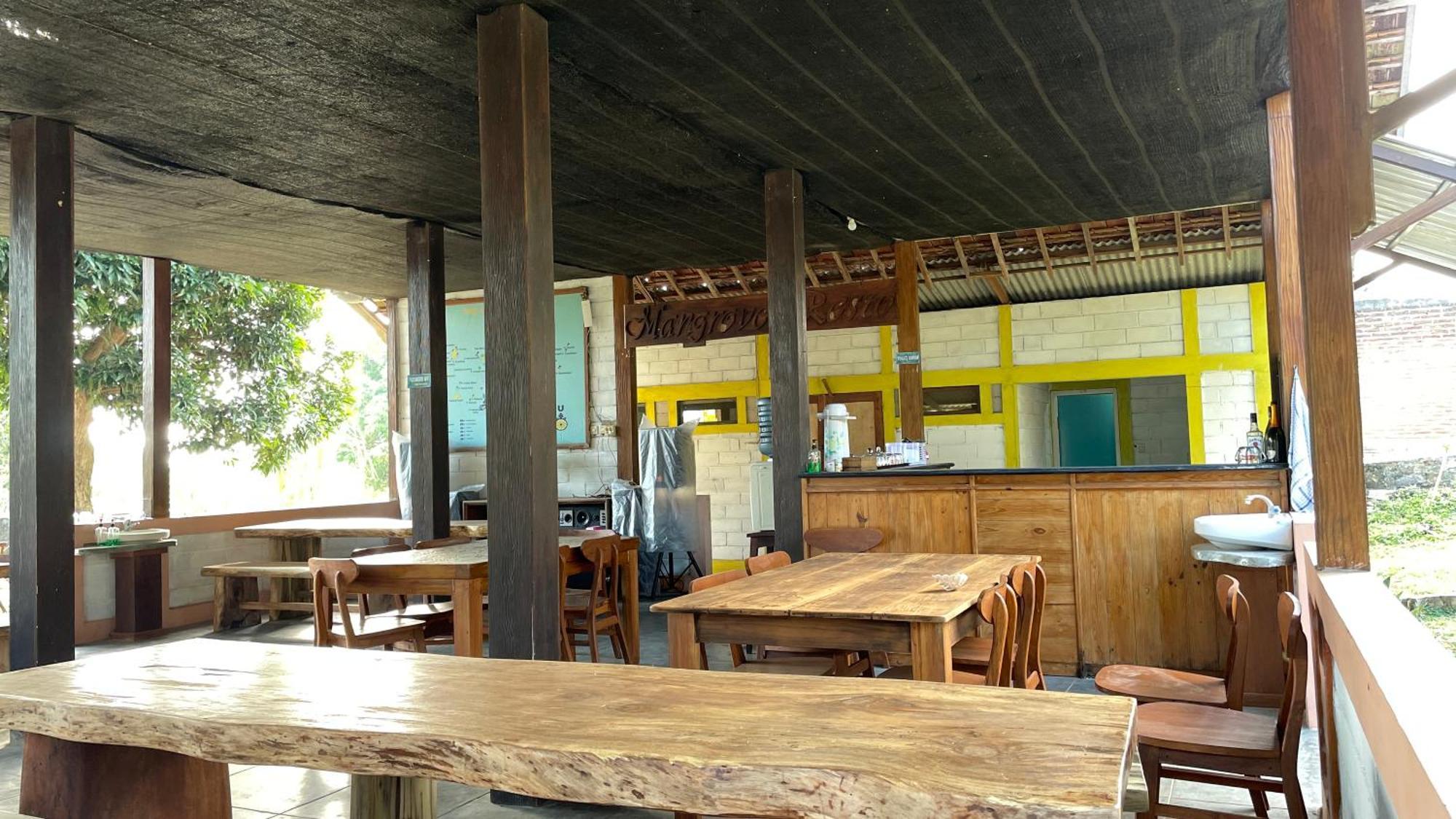 Mangrove Inn Karimunjawa-Inseln Exterior foto