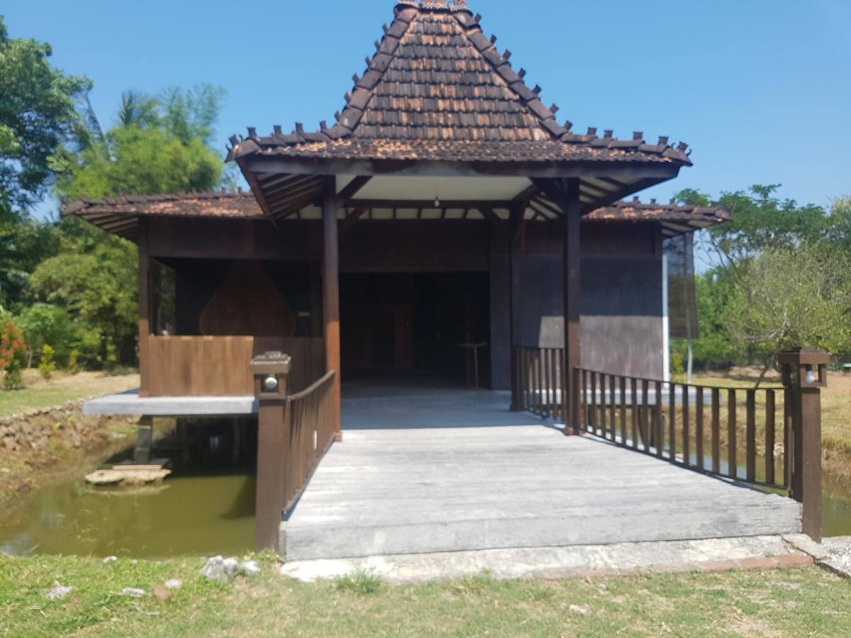 Mangrove Inn Karimunjawa-Inseln Exterior foto